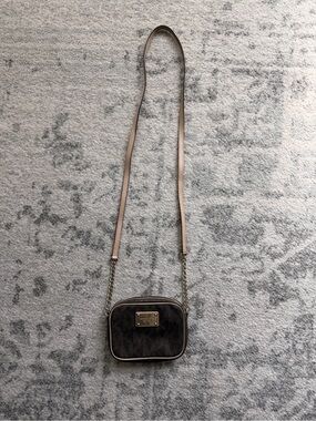 Michael Kors Jet Set Mini Crossbody